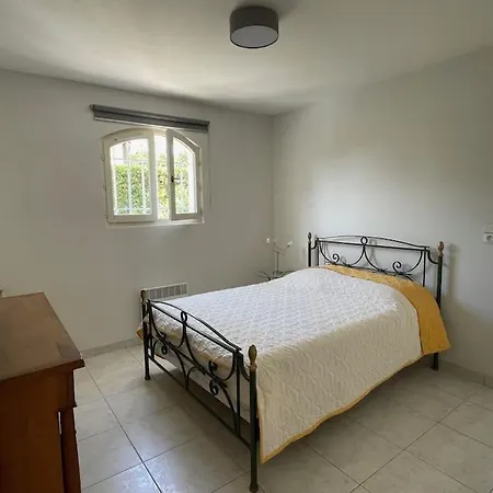 Maison Cosy En Bordure Du Golf. Сен-Рафаель